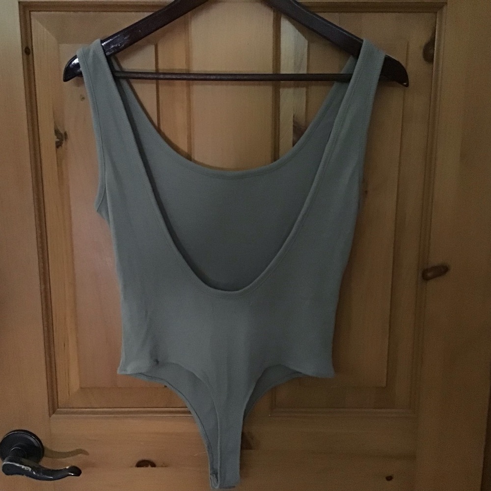 💥3/$10 Sage Green Ribbed Bodysuit - Picture 6 of 6